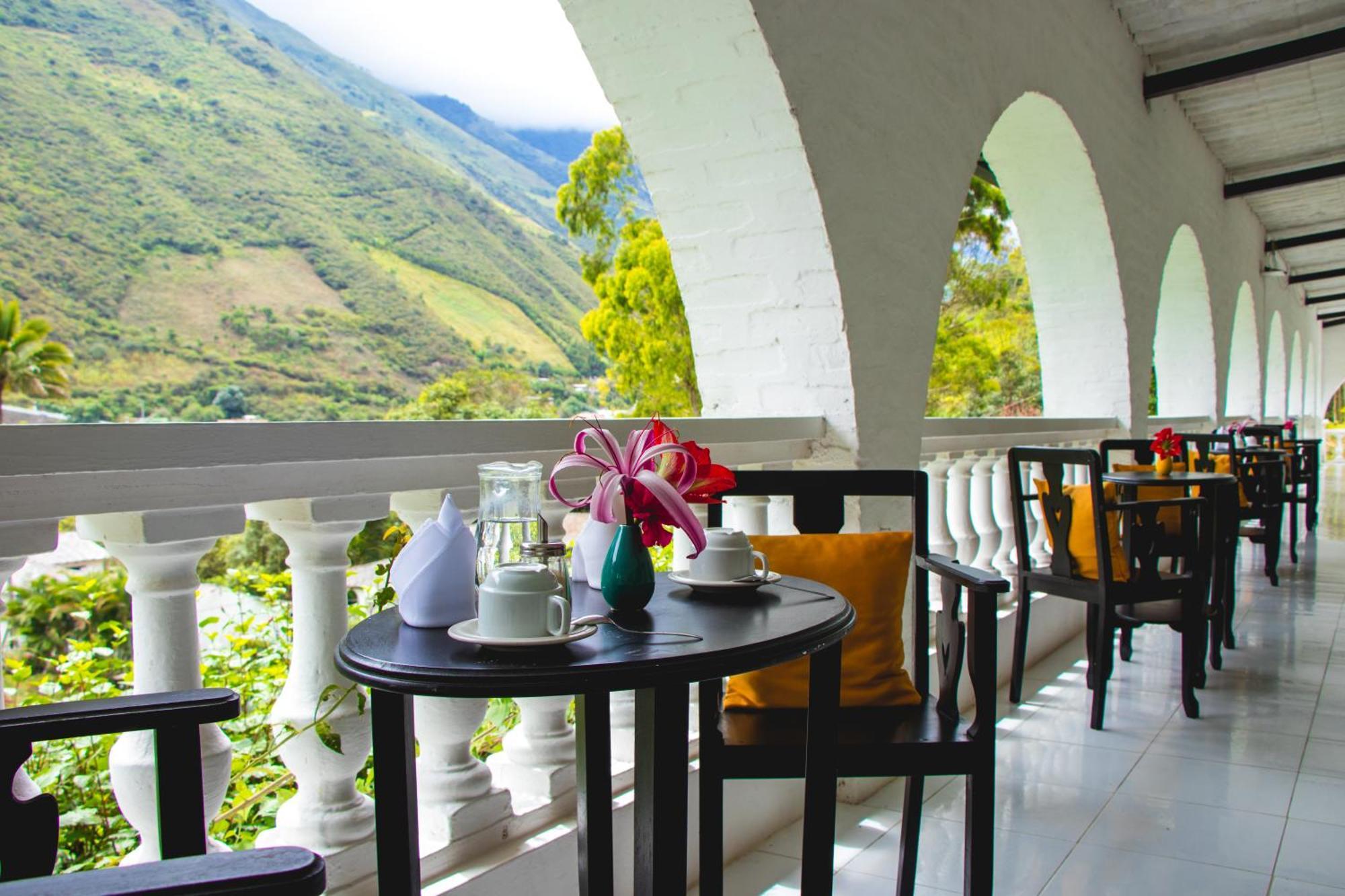 Hosteria La Eterna Primavera Huigra Exterior foto