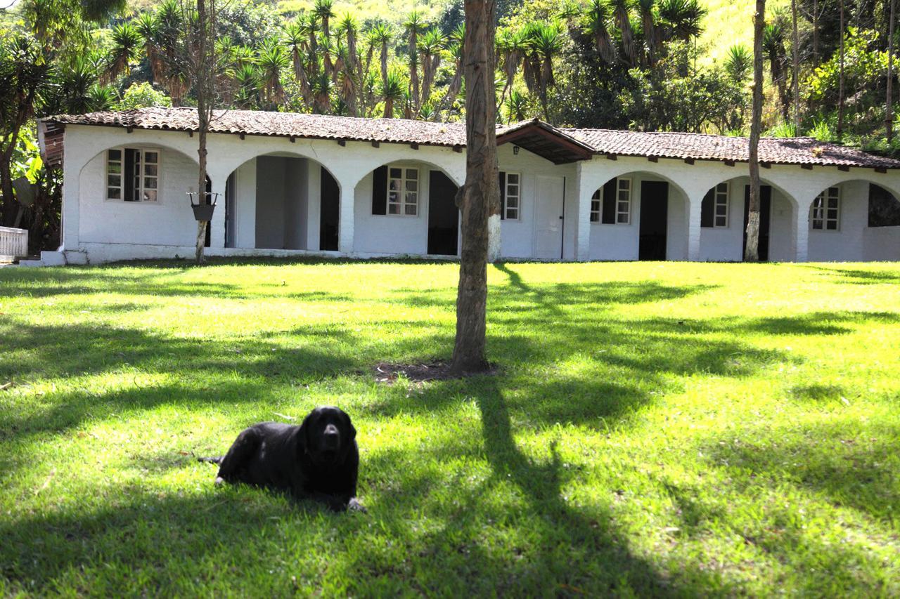 Hosteria La Eterna Primavera Huigra Exterior foto